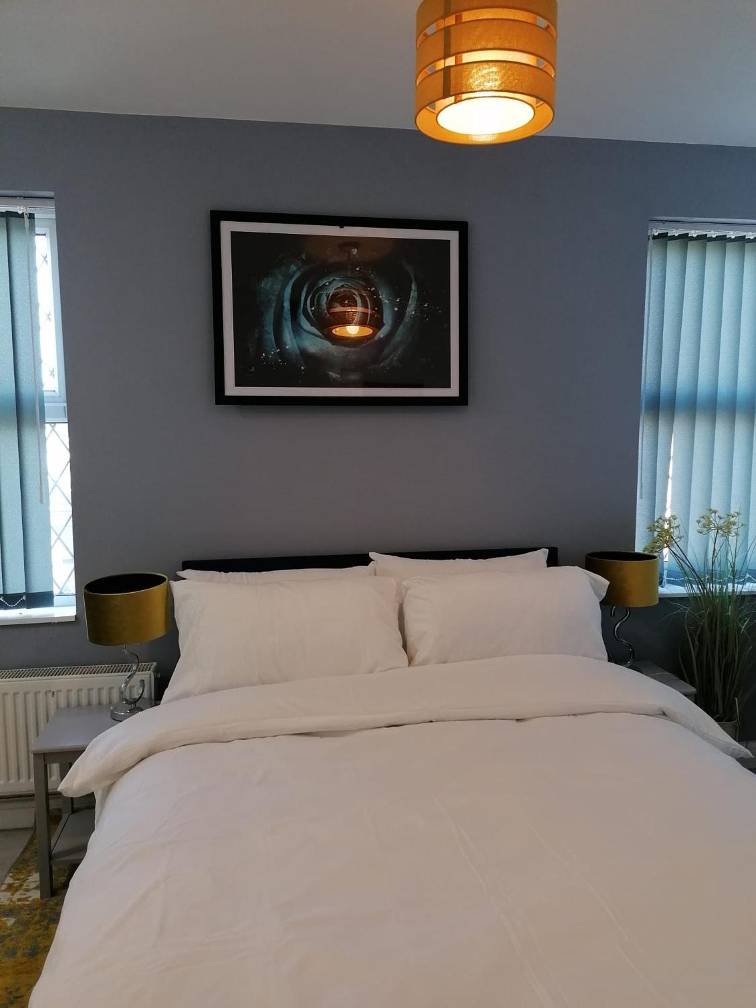 Blok 3 -Jacuzzi Suites, Apartment & Ensuite Rooms Blackpool Bagian luar foto